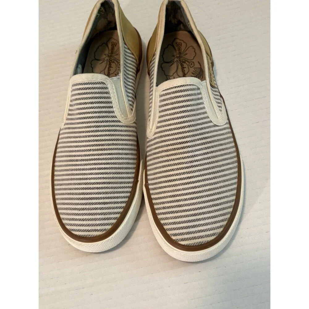 Tommy Bahama good used